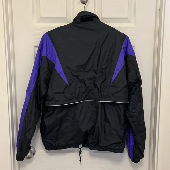 ASICS windbreaker - Picture 2 of 5